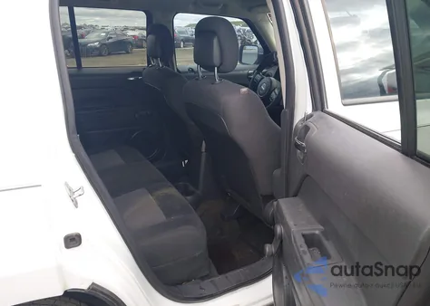 2016 Jeep Patriot Sport z USA, uszkodzony, nr VIN 1C4NJPBA7GD643420